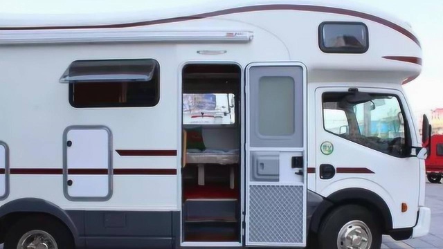 一家老小7人都能坐下的房车,c照可驾驶