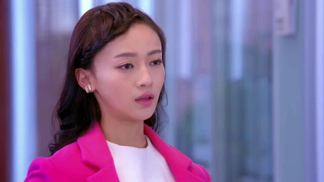 守护丽人朱琦琦升任人事部总监立马把林佳一的办公室腾了出来