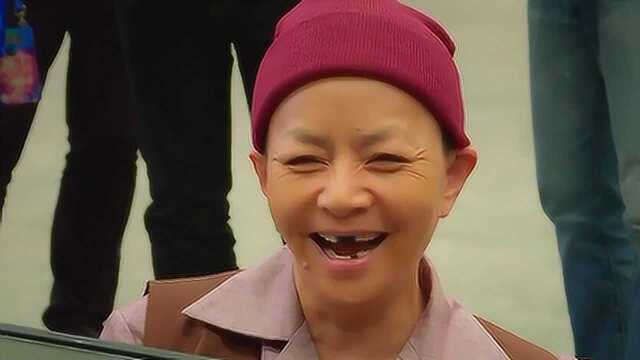 宋丹丹再现"白云"经典造型,满屏都是回忆_腾讯视频