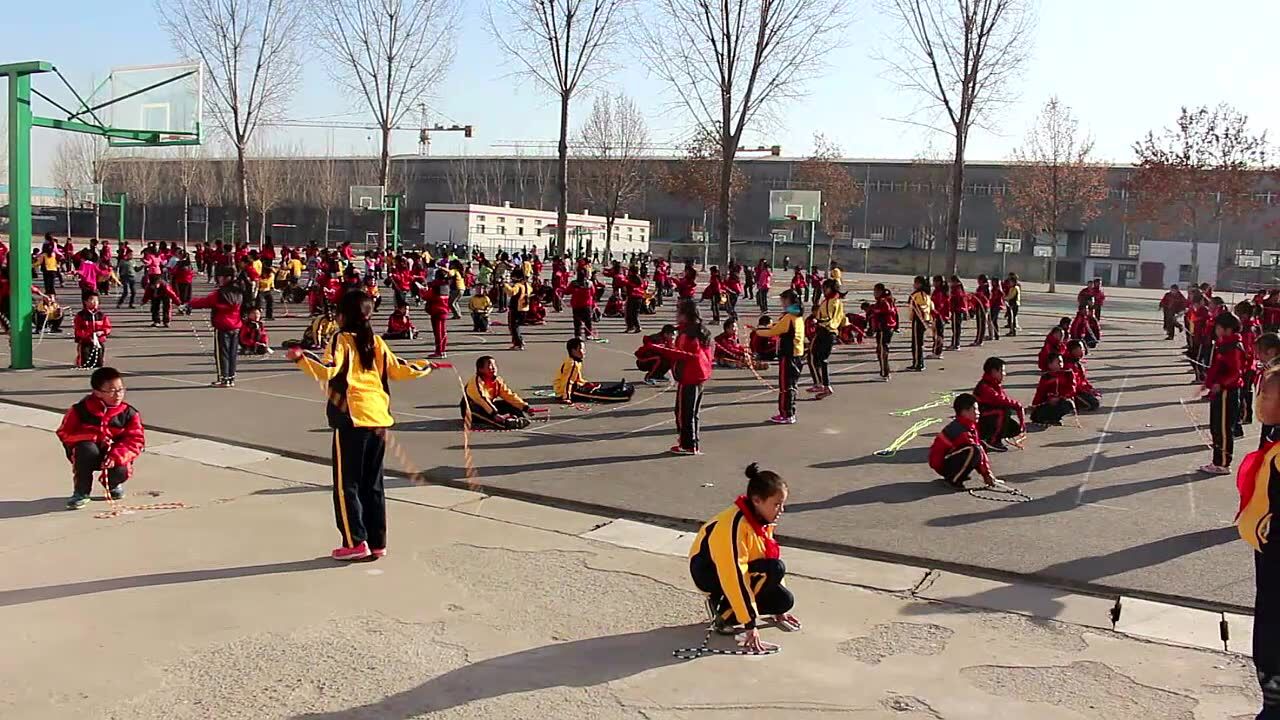 小学生花样跳绳操_高清