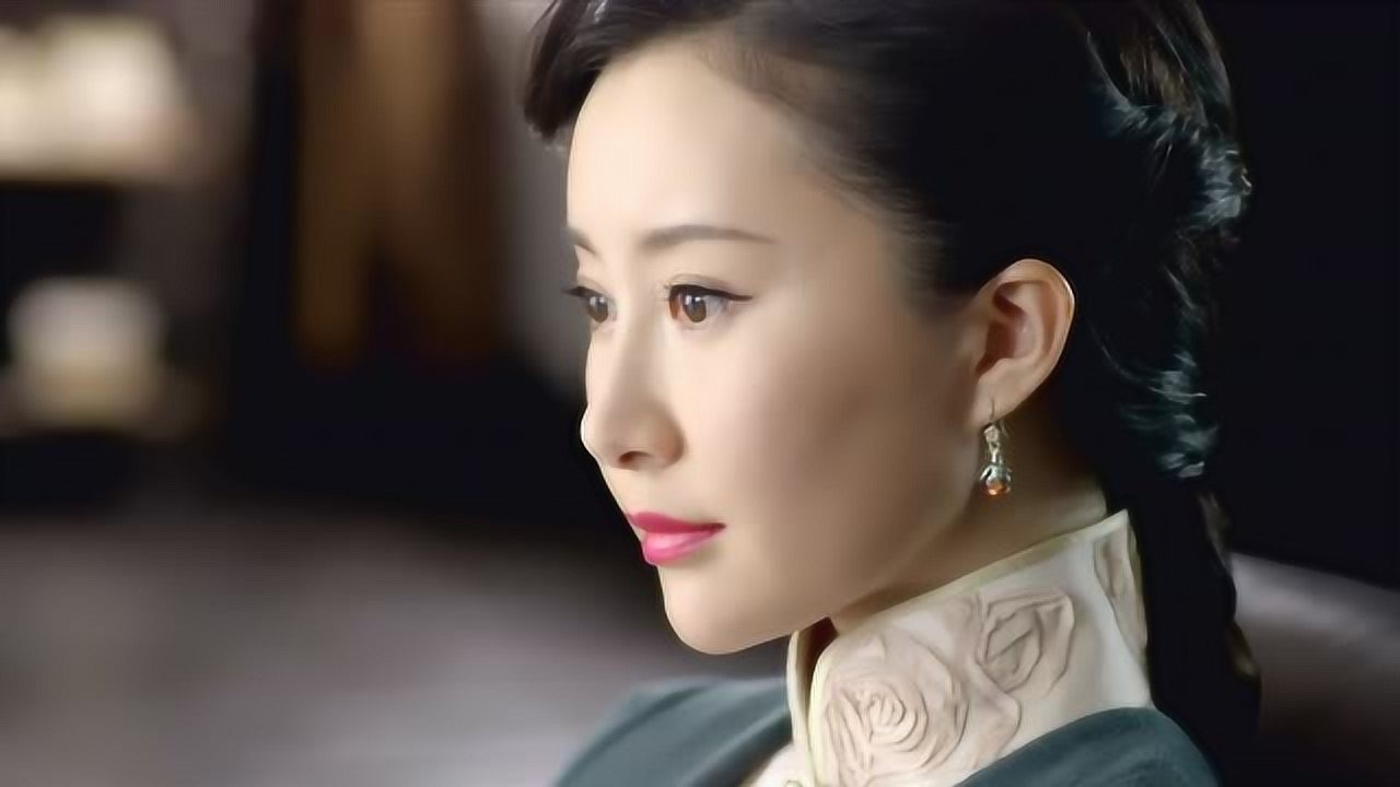 超清《心如铁 》小苹果施计转移王夫人 西曼疑小苹果是真失忆