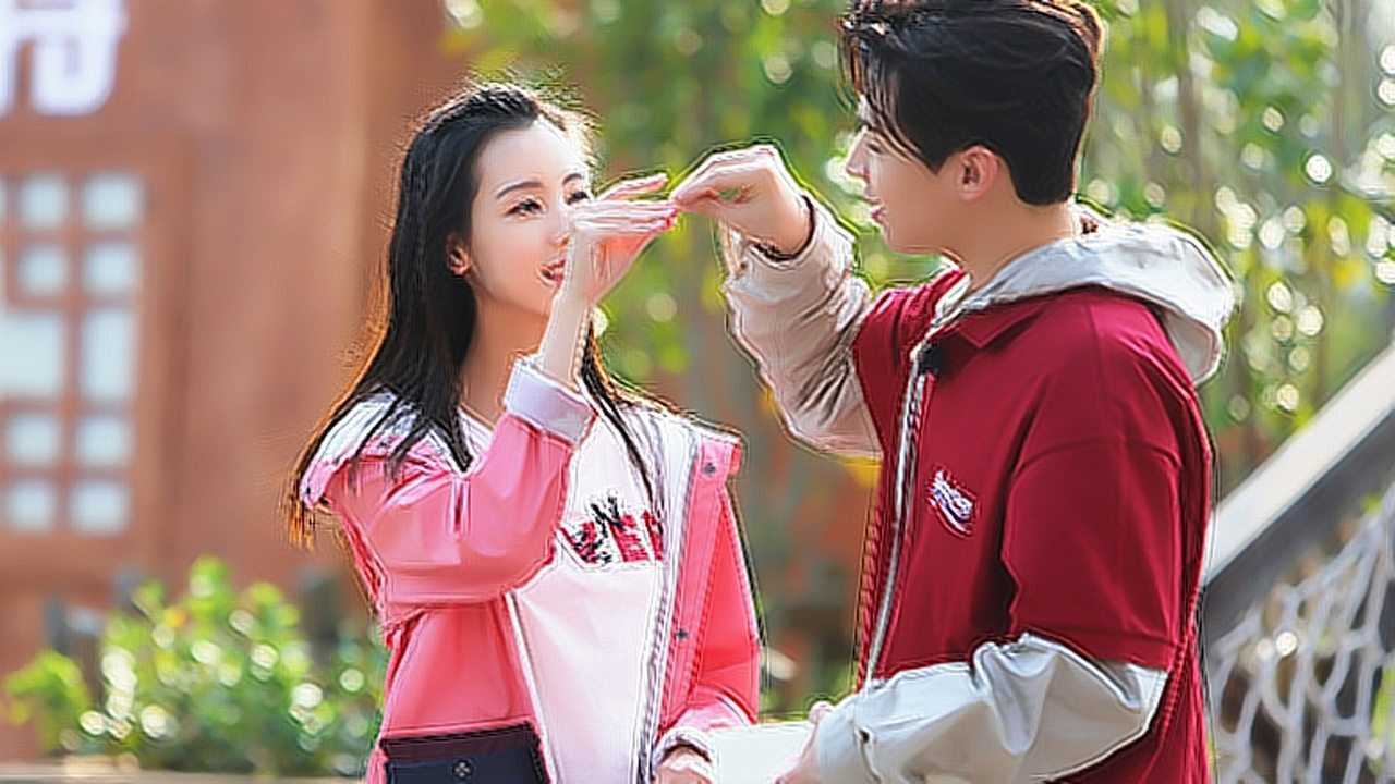 如果爱刘宪华陈都灵参观布袋戏博物馆嘴甜卖萌招人喜欢