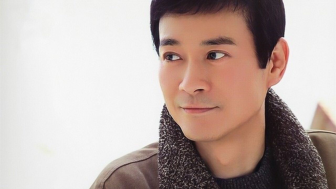70岁的郑少秋经典独唱笑看风云现场还来了一段舞蹈真心太牛了