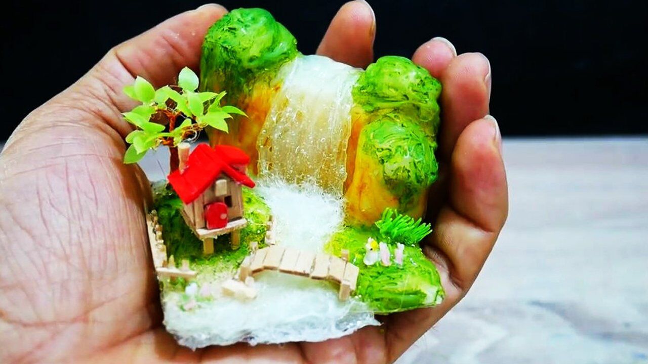 diy创意手工用热熔胶和粘土制作山石瀑布小屋微型景观