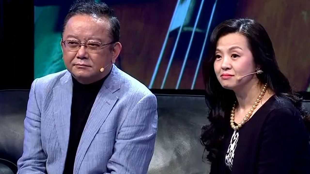 王刚儿子9岁人小鬼大妙语连珠更爱当导演