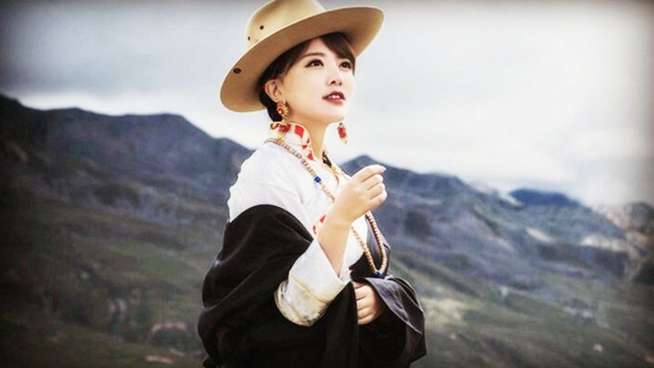 阿兰达瓦卓玛在日本演唱青藏高原引起日本观众阵阵喝彩