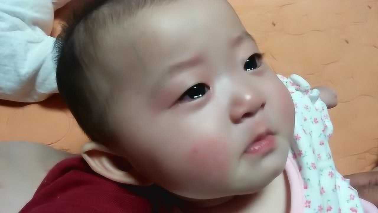 被妈妈打屁股，小可怜立马就哭了_高清