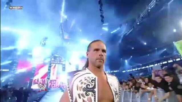 WWE“心碎小子”HBK在25届《摔角狂热》上霸气的出场!