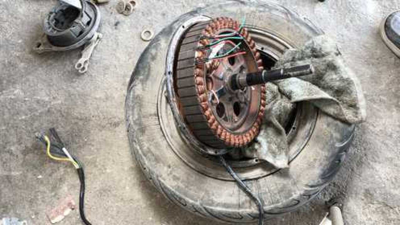 电动车电机不转你知道哪里坏了吗老师傅教你换上霍尔马上就好了