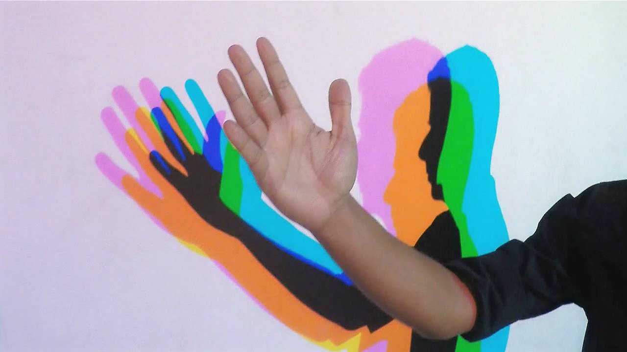 物体产生的影子一定是黑色的?