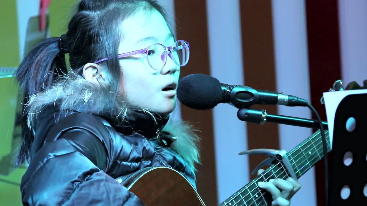 陈艺鑫 吉他弹唱《送别》