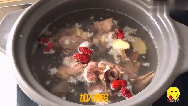 鸽子怎么烧更好吃?大厨教你一个家常做法,看着就流口水,收藏了