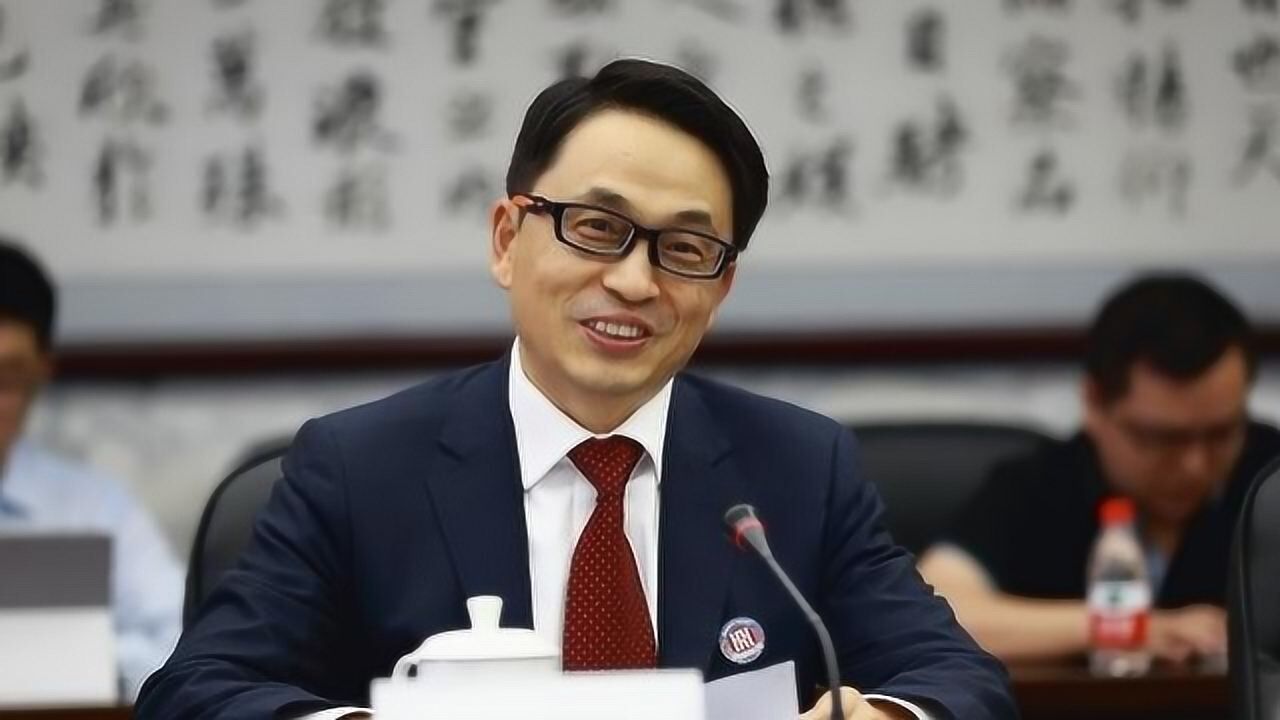 高瓴资本张磊:不能创造长期价值的企业需要“早死早超生”_腾讯视频