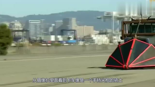 老外又一神发明,道路清障车,这场面有点太激烈了!