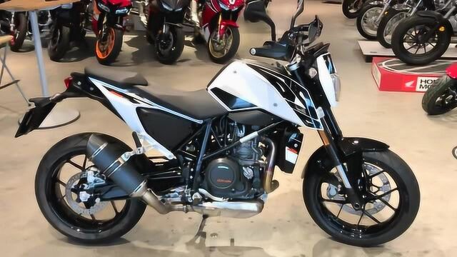 中型性能机车标杆!实拍KTM 690 Duke ABS