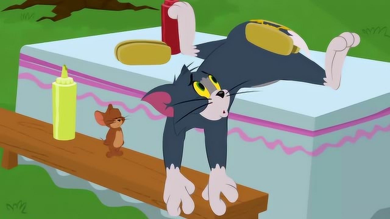新猫和老鼠:杰瑞和汤姆肚子好饿,斯派克要汤姆和杰瑞为他们服务