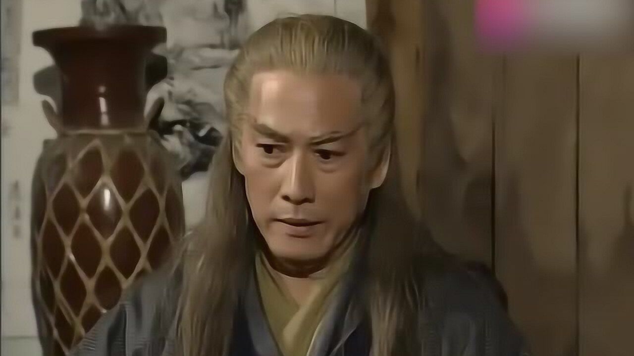 天龙八部:阿朱假扮白长老去见马夫人,乔峰一路追随保驾护航!