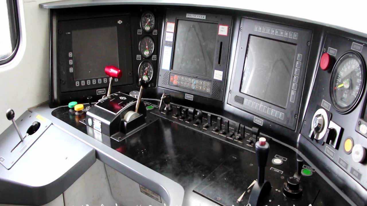 hxd1d型机车蓄电池复位操作_腾讯视频