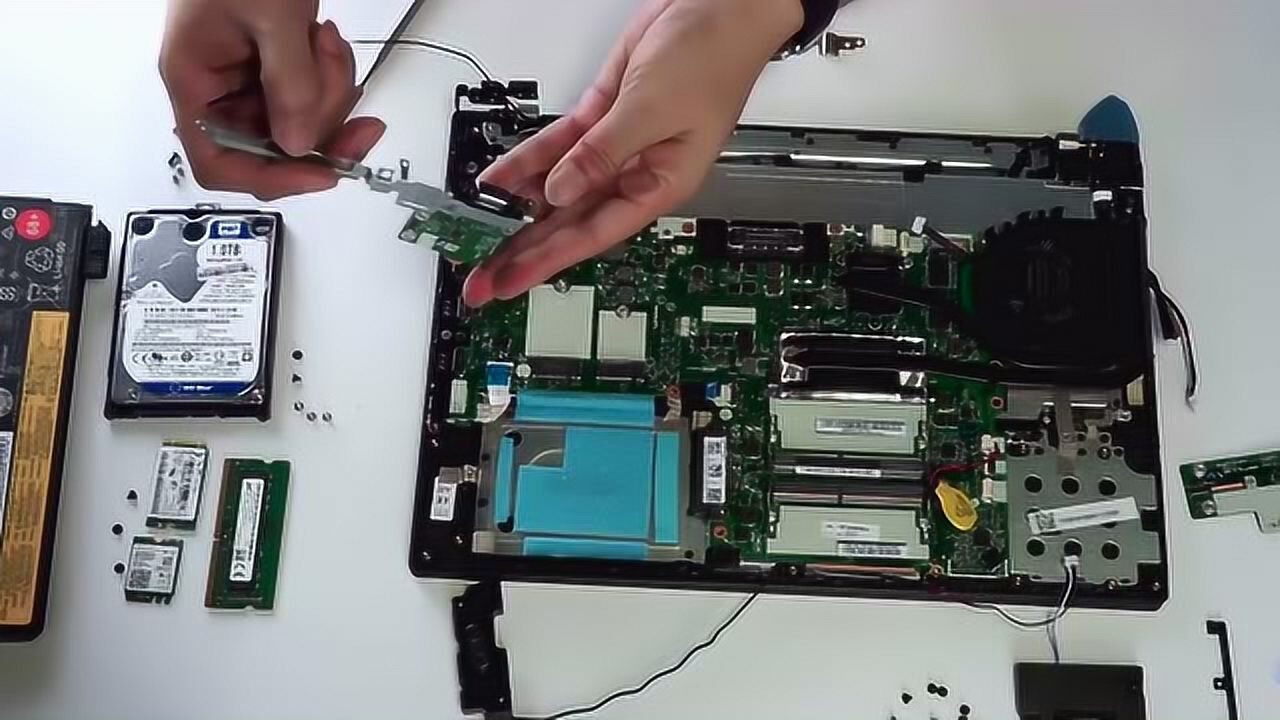 比游戏本还厚的小黑thinkpadl470拆解