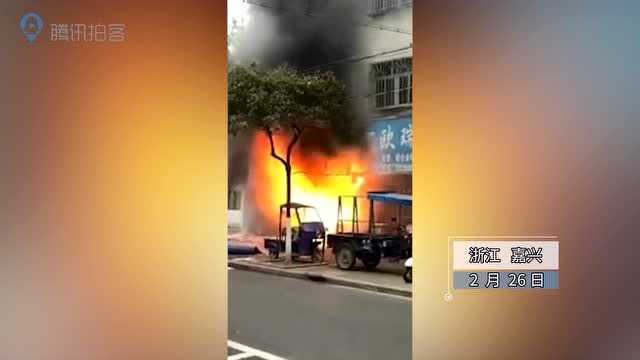 砰一声炸开!一家麻辣烫店彻底火了