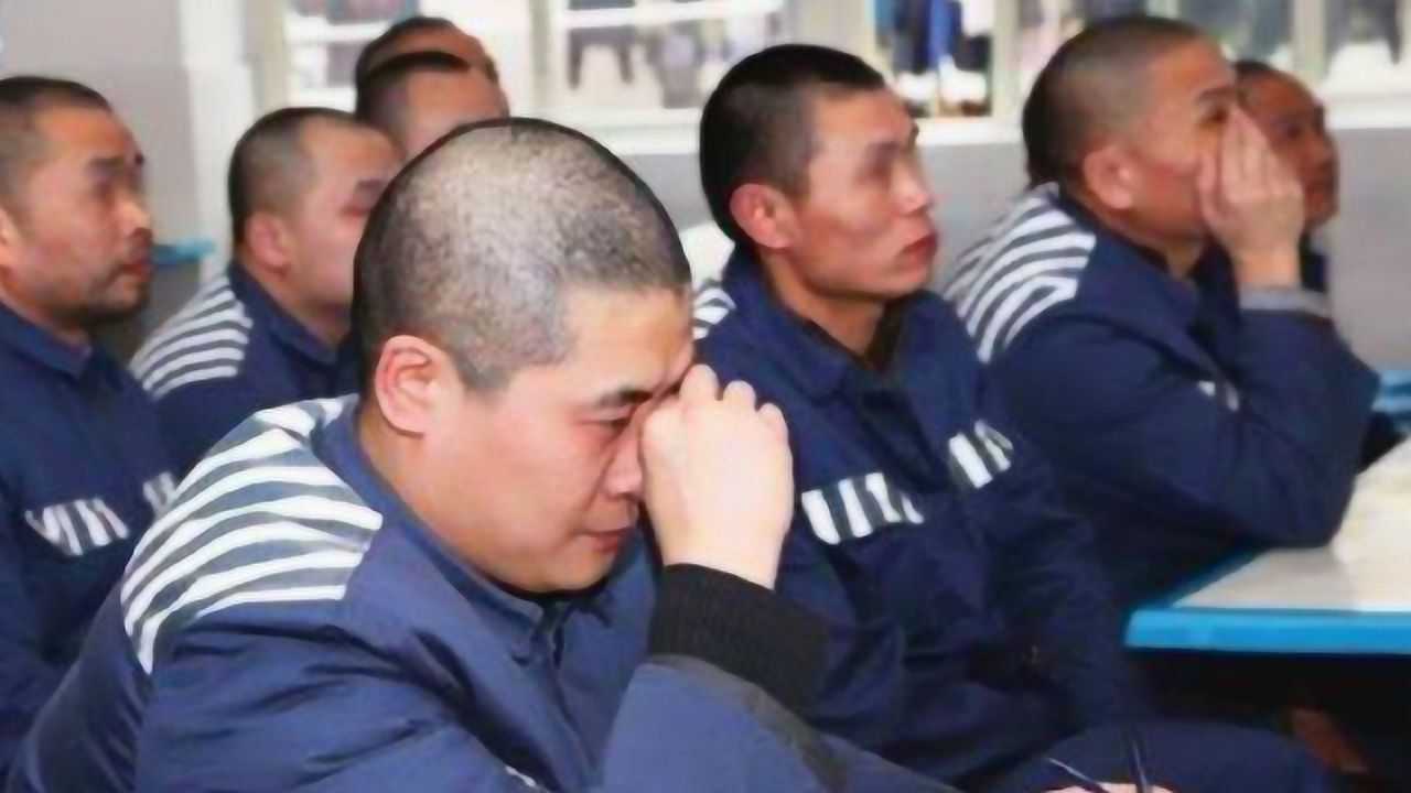 为什么劳改犯进监狱前要剃光头?看完让人心情难以平静