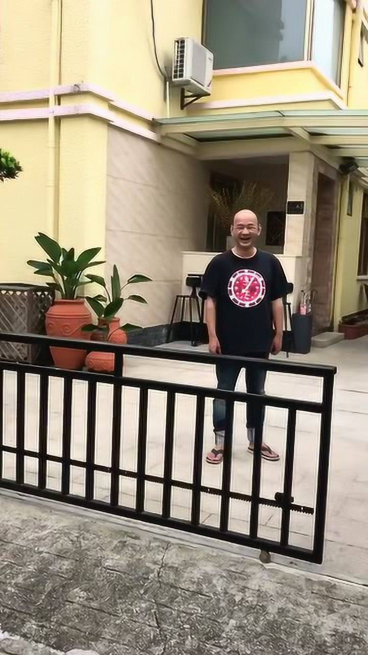 土豪老板太低调了