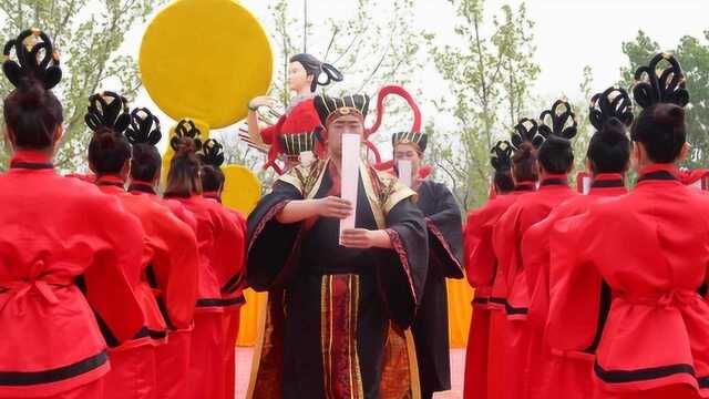 实拍泰山天颐湖祭花祈福大典,场面庄重犹如宫廷大剧