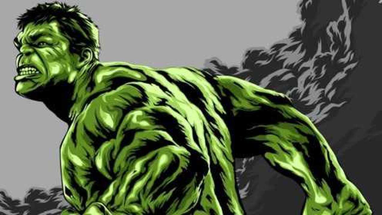 疯狂肌肉男为练出肌肉给身体注射石油物冒截肢危险变身绿巨人