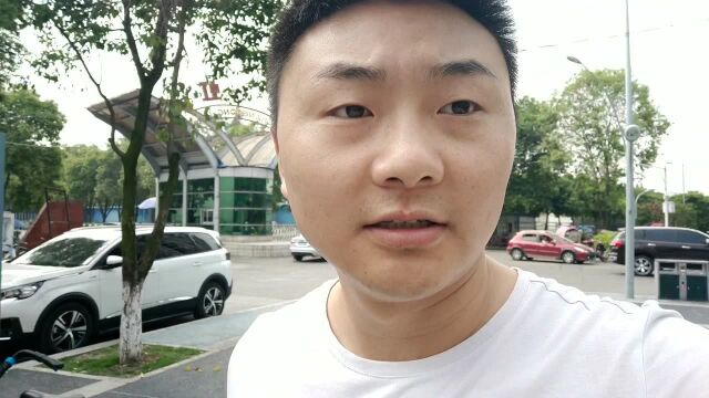 排名世界500强的长虹品牌生产厂地,在厂门口发生了什么事!