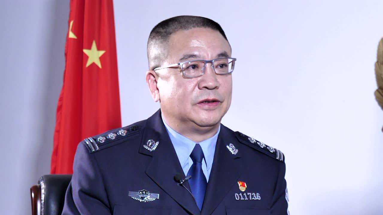 呼市玉泉区公安分局局长许金刚