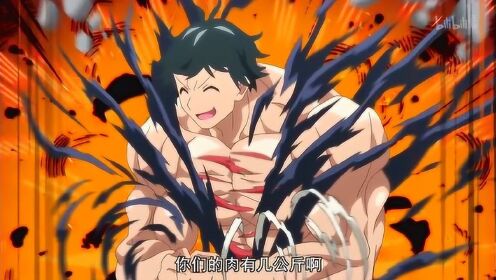 肌肉男高度还原肌肉漫画动作,当场爆衣让众摄影师惊讶