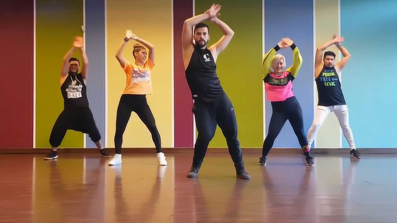 zumba尊巴扭起来,与众不同的步伐超动感,看完只想去健身!