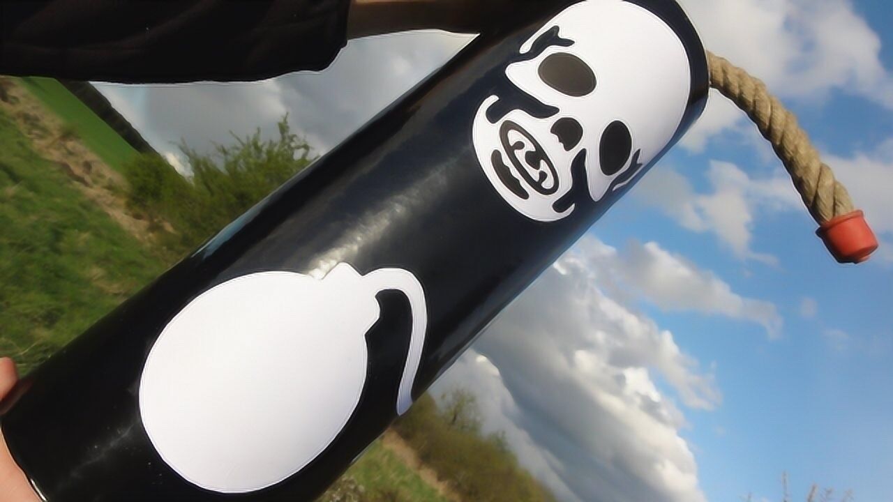 世界威力最大的鞭炮俄罗斯死神弹战斗名族专属