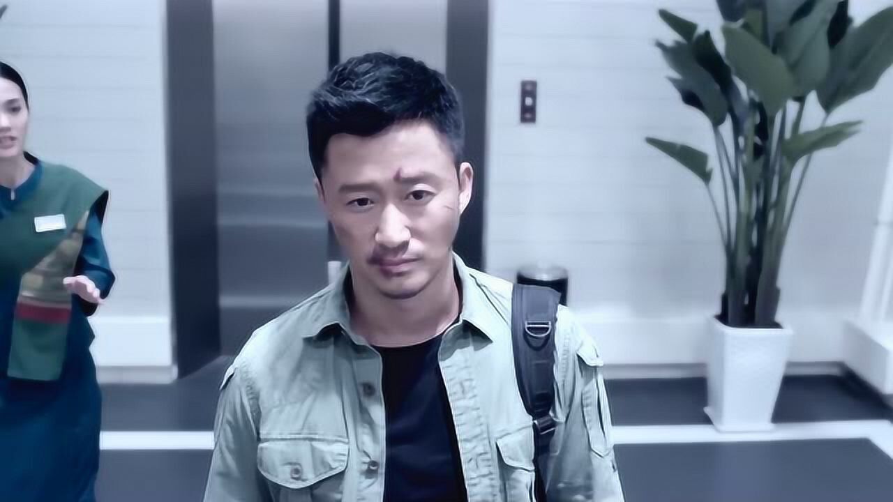 杀破狼2这么厉害的刀手又快又恨在吴京面前照样得跪