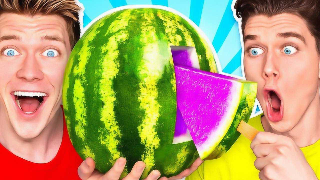 紫色的西瓜你见过吗?老外亲手制作,尝了一口味道绝了!