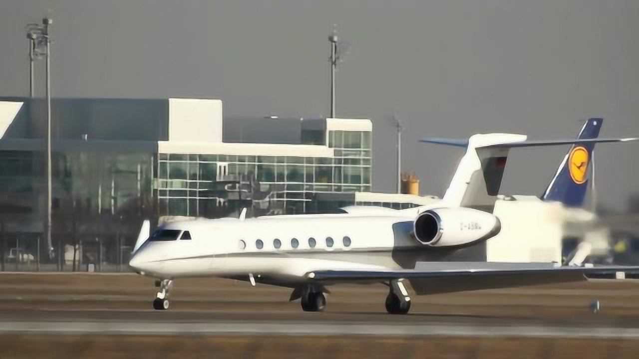 湾流g550宝马,抵达慕尼黑机场_腾讯视频