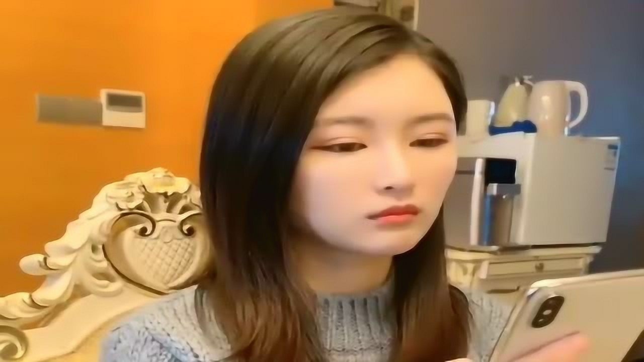 吴斯小姐姐:朋友结婚对我没有影响,对我妈影响就大了