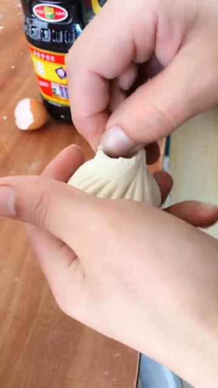 手残党也能学会的包包子手法超级简单易学