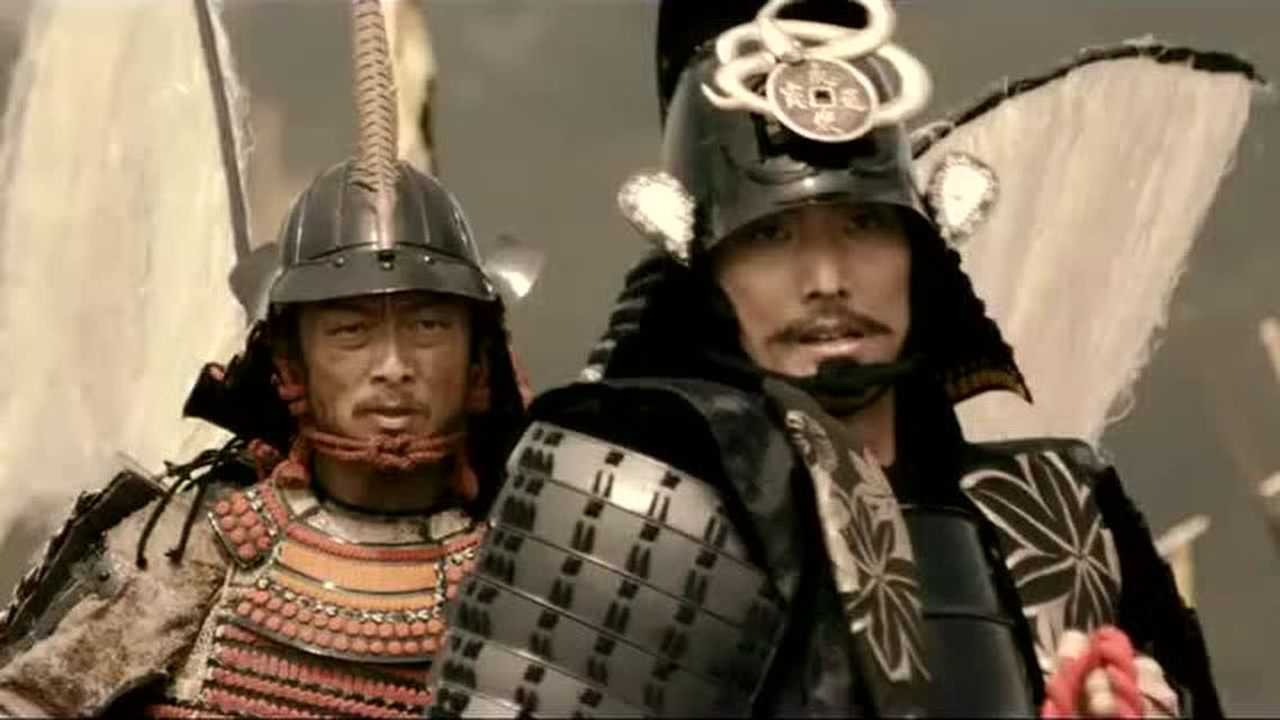 看看日本战国时代的战争骑兵每人带个火枪队员这战术好