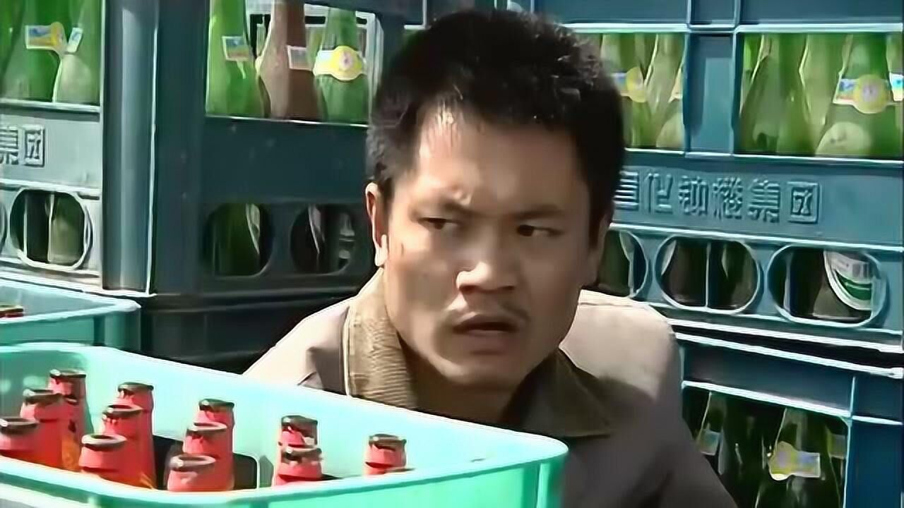 燕赵刑警警方抓捕罪犯可把李进东吓坏了警方走了还心有余悸