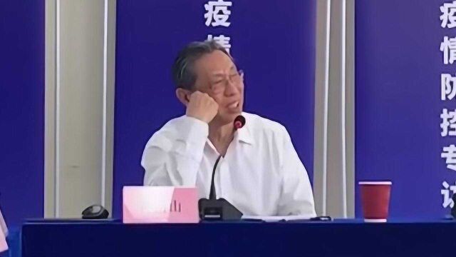 在穗外籍人士求助“怎么劝服父亲戴口罩?” 钟南山现场支招