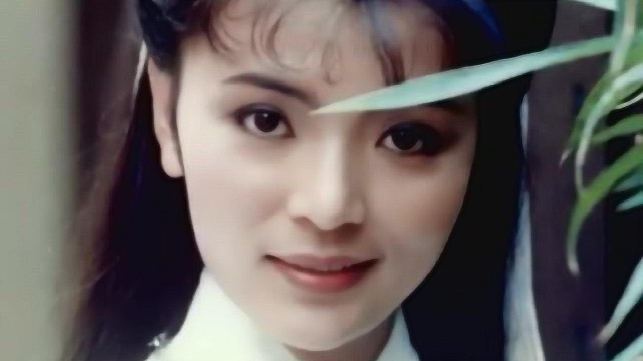 最美小龙女陈玉莲年轻时气质脱俗如今60岁气场依旧强大