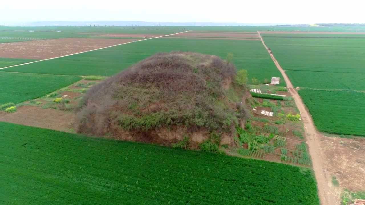 航拍武惠妃墓:唐玄宗贞顺皇后陵(西安市长安区庞留村)_腾讯视频