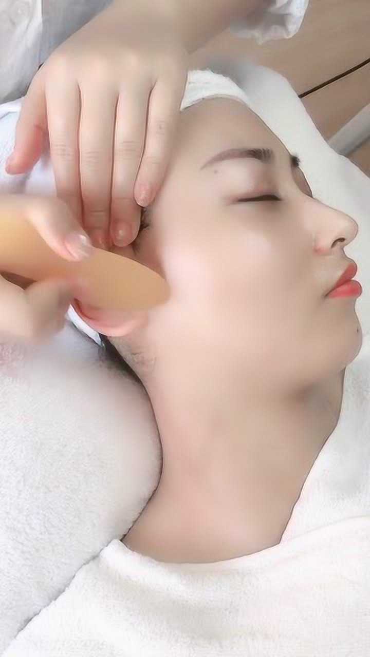 美容院的淋巴排毒就是这样做的自己在家这样刮一省就是大几千