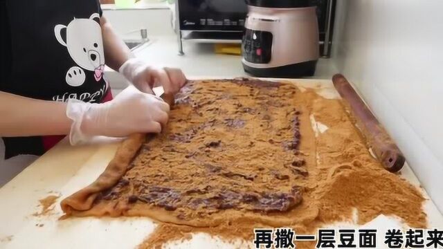 奶奶在家做“驴打滚”,200克糯米面做了两大盘,自己做就是实惠