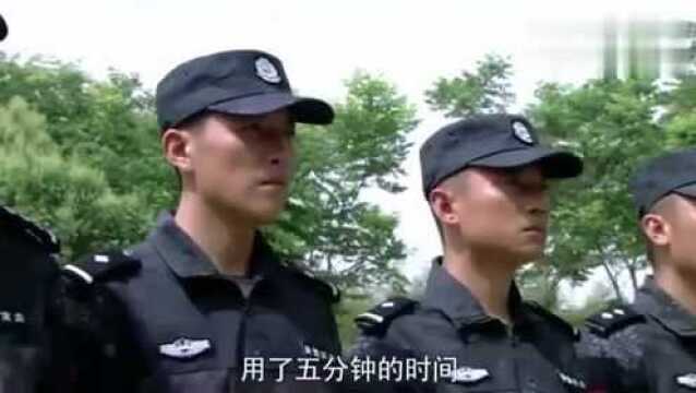 经典影视:菜鸟实力非凡,将老特警生擒后,在龙头面前说出这理由