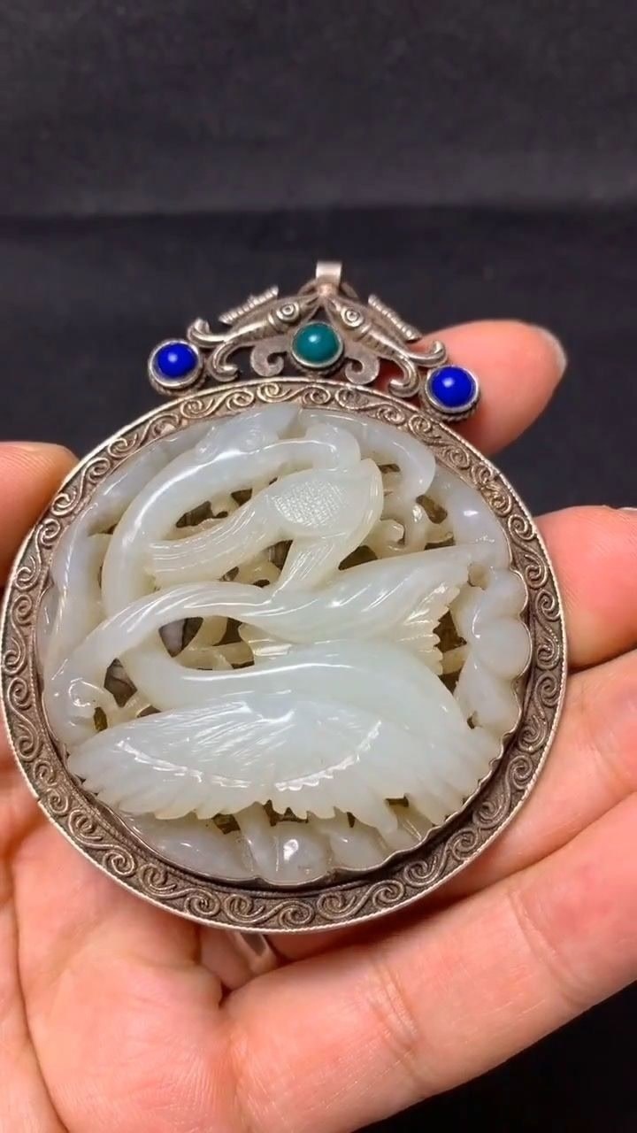 这是一个独一无二的精美玉佩在古代只有达官贵人才配拥有