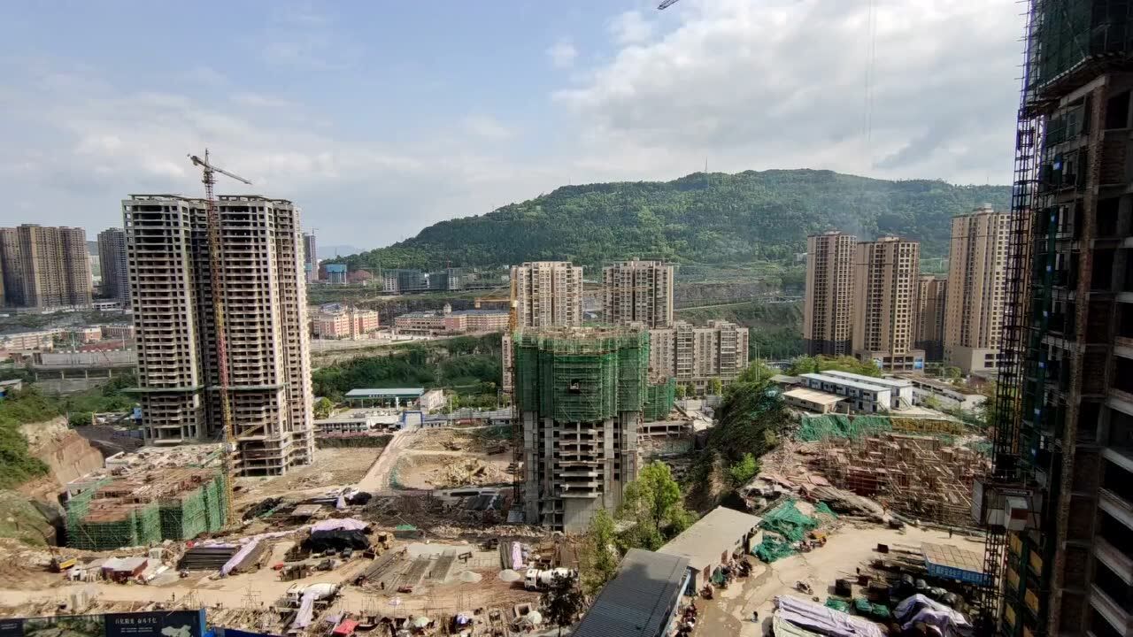 巴中平昌阳光·中心城施工现场