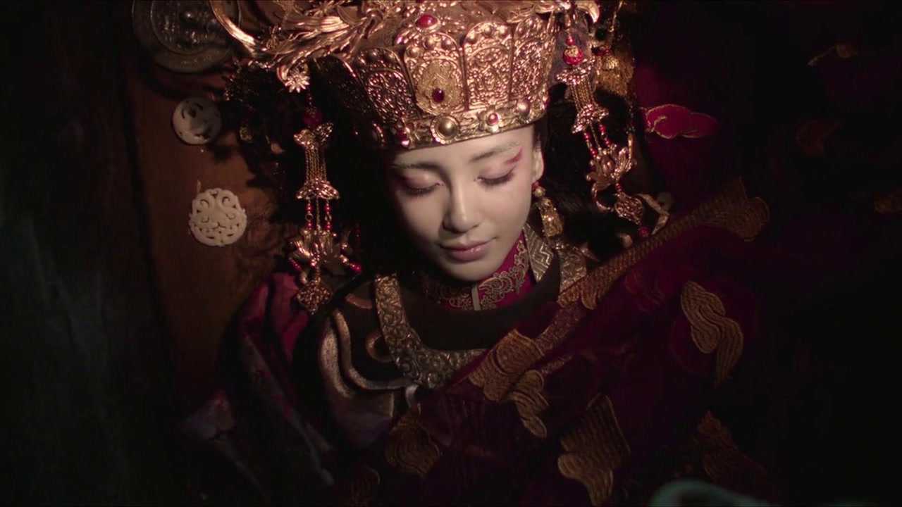 【寻龙诀/混剪】摸金校尉开棺见绝美女尸,掀开面纱竟是自己女友