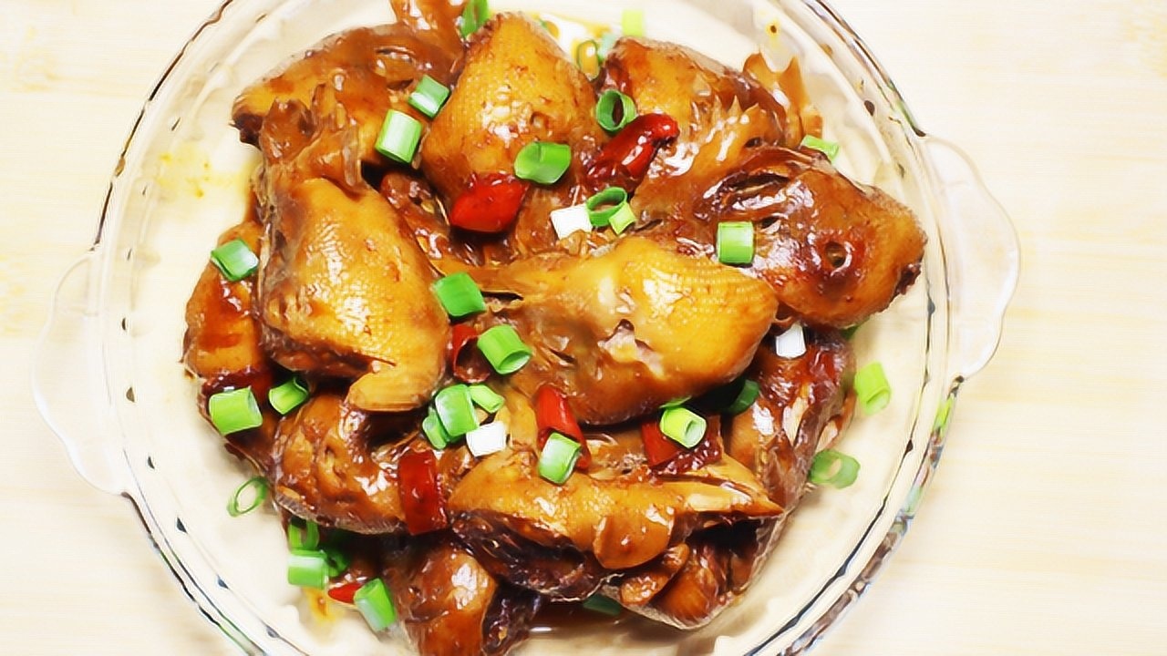 香辣鸡头怎么做才能好吃( 香辣鸡头怎么做才能好吃窍门 )